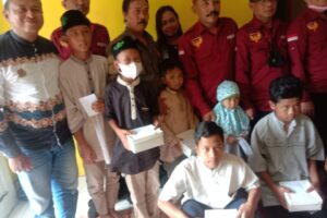 HUT Peguyuban Wartawan Cirebon Raya (PWC-R) Ke-1 Tahun Dan Berbagi Kasih Bersama Anak Yatim