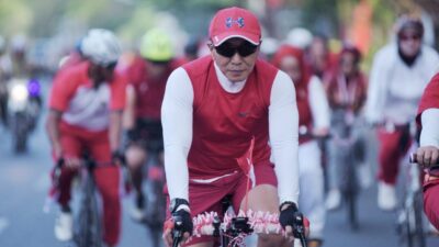 Ratusan Sepeda Nuansa Merah Putih Family Fun Bike Pangdam XIV/Hsn, Kebersamaan TNI-Rakyat Kunci Indonesia Kuat